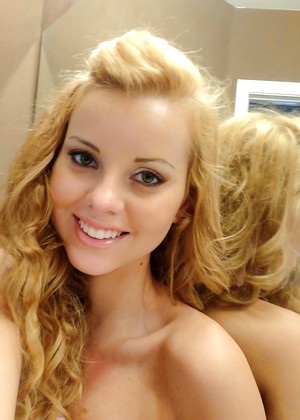 free sex pornphoto 14 Jessie Rogers hand-teen-splatbukkake 18yearsold