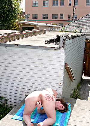 free sex photo 9 Sammy Grand sybian-brunette-pics atkarchives
