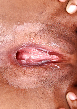 free sex pornphoto 9 Naima bigdesi-shaved-vaginas atkexotics