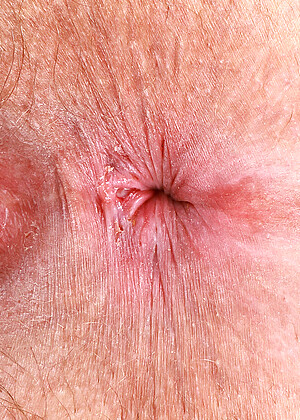free sex pornphoto 17 Remi Ferdinand tongues-brunette-dick atkhairy
