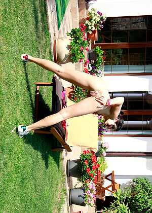 free sex pornphoto 1 Lady Dee xxxgirl-outdoor-superhero baberotica