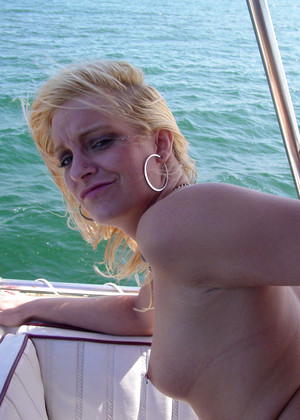 free sex pornphotos Bangboat Bangboat Model See Hardcore Skullgirl