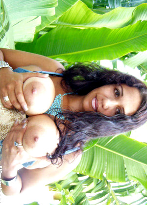 free sex pornphoto 8 Bignaturals Model strokes-tits-english-hot bignaturals