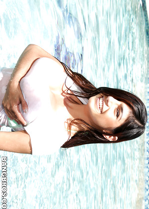 free sex pornphoto 16 Mia Khalifa amateurs-brunette-camera bigtitcreampie