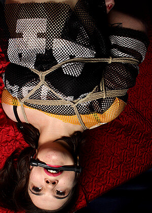 free sex pornphoto 3 Boundfeet Model ena-feet-pornalbums boundfeet