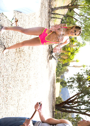 free sex pornphoto 13 Kagney Linn Karter Rachel Roxxx titysexi-tittyfuck-thong-bikini brazzersnetwork