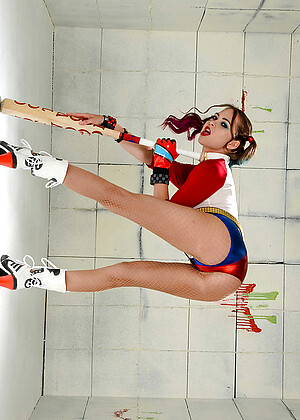 Brazzersnetwork Riley Reid Lethal18 Legs Sex Pothos