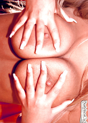 free sex pornphoto 14 Ines Cudna scenesclips-legs-writing bustyinescudna