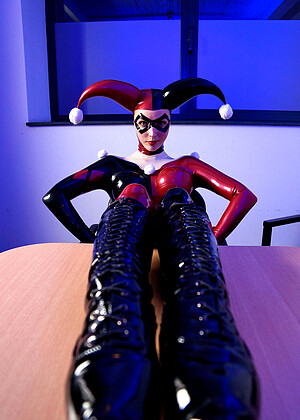 free sex photo 16 Harley Quinn absolut-non-nude-xnxxx-pothoscom clubrubberrestrained