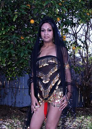 free sex pornphoto 15 Ashawrya 1xon1model-indian-pussy-x currycreampie