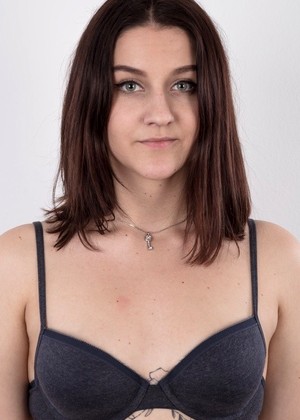 free sex pornphotos Czechcasting Kristyna Dark Galleires Amateurs Locker