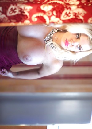 free sex pornphoto 1 Tiffany Kingston elegant-blonde-vk-com daringsex
