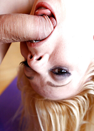 free sex pornphoto 12 Yasmine Gold profil-cumshot-pajami deepthroatlove