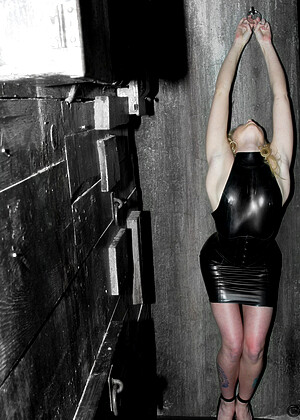 free sex pornphoto 7 Claire Adams Sarah Jane Ceylon kox-blonde-sex devicebondage