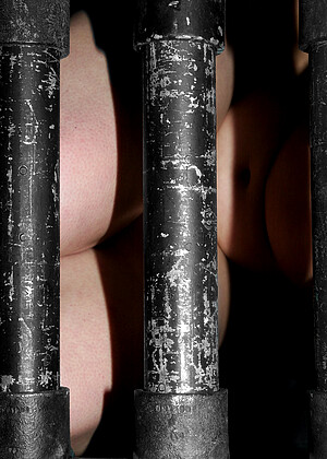 free sex pornphoto 18 Delilah Strong wifeys-bondage-cybersex devicebondage