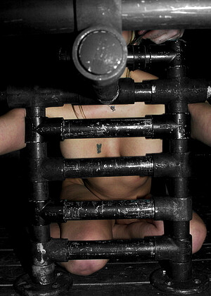 free sex pornphoto 20 Delilah Strong wifeys-bondage-cybersex devicebondage