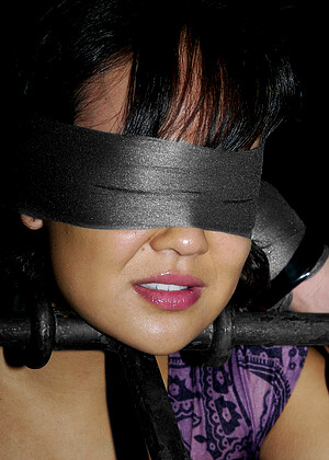 free sex pornphoto 19 Jandi Lin friday-brunette-sex-post devicebondage