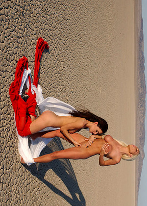 free sex pornphoto 12 Jessica Jaymes Jesse Jane instafuck-beach-tampa-swinger digitalplayground