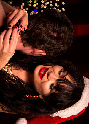 free sex pornphoto 17 Grayson Siouxsie Q albums-bondage-memek divinebitches