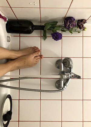 free sex pornphoto 6 Ersties Model nudefakes-selfie-legs ersties