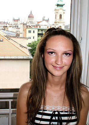 free sex pornphoto 4 Facialcasting Model chicas-blowjob-foxxy facialcasting