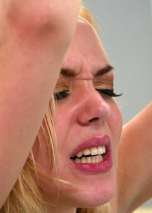 free sex pornphoto 14 Annette Schwarz oildup-blonde-sex-pichar fuckingmachines