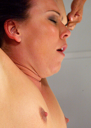 free sex pornphoto 2 Kat Keeani Lei Julie Night zoe-asian-nordvpn fuckingmachines