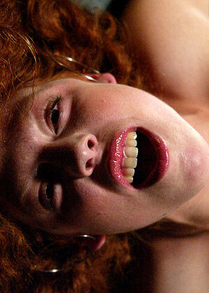 free sex pornphoto 5 Randi romantic-squirting-yung fuckingmachines