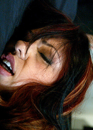 free sex pornphoto 3 Satine Phoenix perawan-dildo-fritchy fuckingmachines
