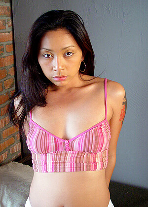 free sex pornphoto 5 Finesse private-face-xxx-version gloryholeinitiations