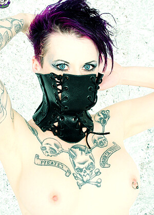free sex pornphoto 10 Nixon Sixx bugli-tattoo-sexbeauty gothicsluts