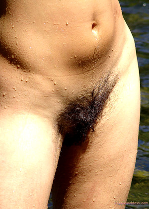 free sex pornphoto 2 Hippiegoddess Model kiki-hairy-teen-whore hippiegoddess
