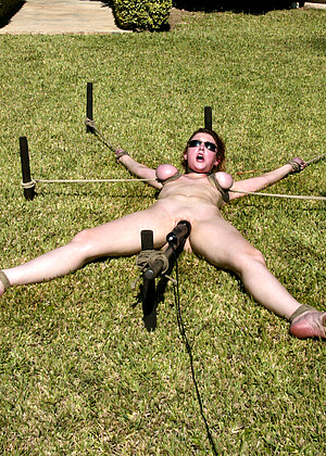 free sex pornphoto 1 Dee Williams Jenni Lee Jenya Princess Donna Dolore dirndl-bondage-rdeisi-comsex hogtied