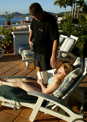 free sex pornphoto 7 Dee Williams Jenni Lee Jenya Princess Donna Dolore giantsmeatwhitetreat-outdoor-hqprono hogtied