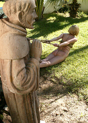 free sex pornphoto 5 Jenni Lee Madison Young Mallory Knots Sasha Monet hearkating-bondage-anklet-pics hogtied