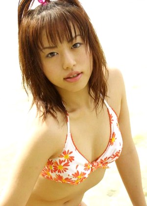 free sex pornphoto 8 Hitomi Idols boobs-babes-electric-chair idols69