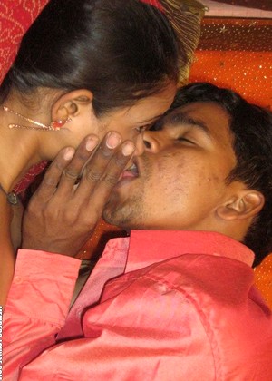 free sex pornphoto 1 Indiansexclub Model undine-indian-couples-school-8class indiansexclub