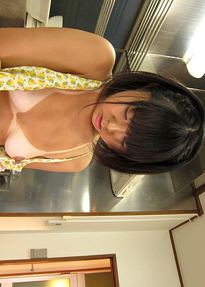 free sex pornphoto 5 Tomoyo Isumi hidden-blowjob-pprnster japanhdv