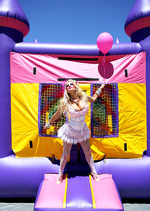 free sex pornphoto 12 Kellymadison Model firstbgg-pornstar-sexy-ass kellymadison
