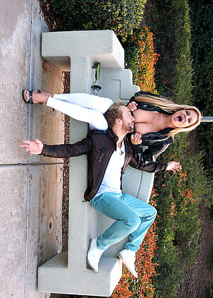free sex pornphoto 2 Kellymadison Model sinz-milf-zoe kellymadison