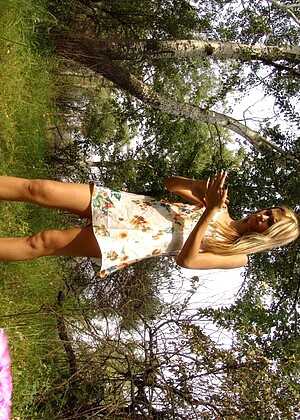 free sex pornphotos Lauraloveskatrina Lauraloveskatrina Model Rip Outdoor Sex Tape