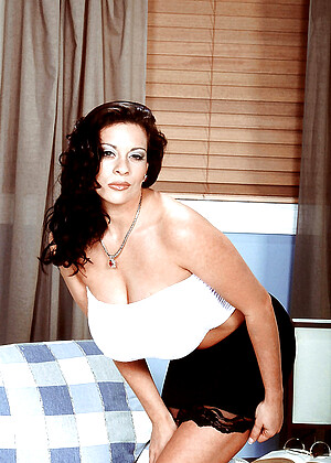 free sex photo 5 Linsey Dawn Mckenzie extra-upskirt-we linseysworld