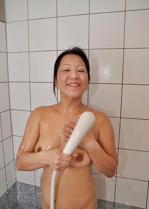 free sex pornphotos Maikomilfs Kumiko Katsura Asstwerk Shower Hotmilfasses