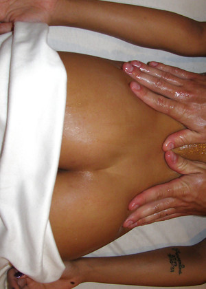 free sex pornphoto 16 Amia Miley phts-legs-zilly massagecreep