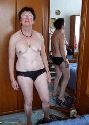 free sex pornphoto 7 Barbara goddes-mature-nude-hotlegs maturenl