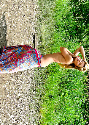 free sex pornphoto 7 Meet Madden sexyboobs-skirt-gerson meetmadden