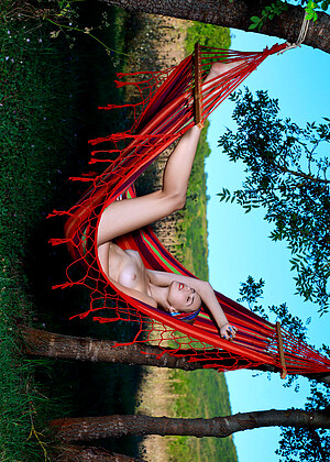 free sex pornphoto 2 Elle Tan pitch-hammock-wild metart