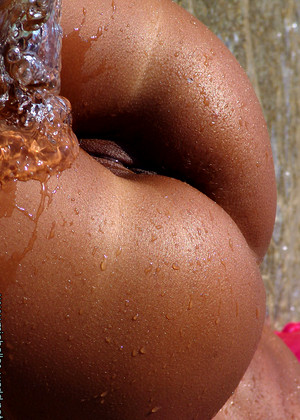 free sex pornphotos Michellesworld Michellesworld Model Del Outdoor Nude Thai Ngangkang