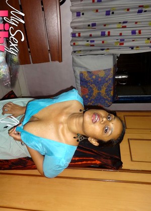 free sex pornphoto 10 Lily Singh bigblack-indian-daddy mysexylily