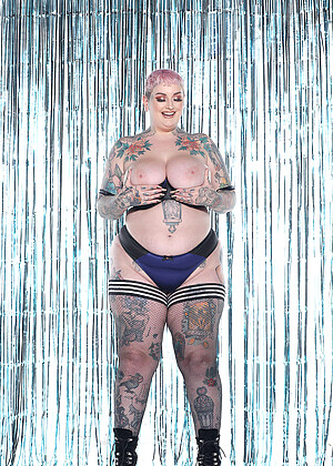 free sex pornphoto 3 Galda Lou analytics-babe-clothing nothingbutcurves